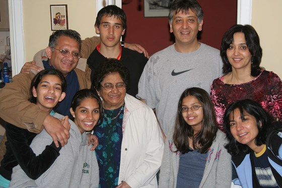 Chaterjee family in London from the US 2006