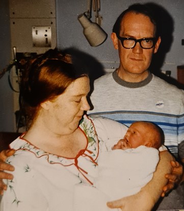 Maureen and Colin with their newborn Laura