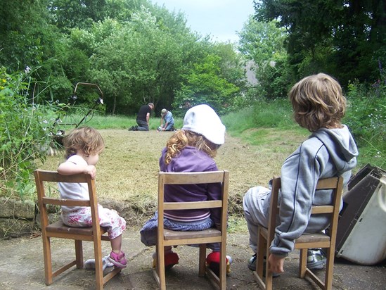 Gardening in Compton Road