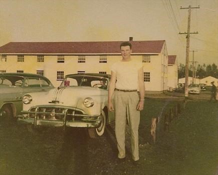 Young Bill with the cars of the day