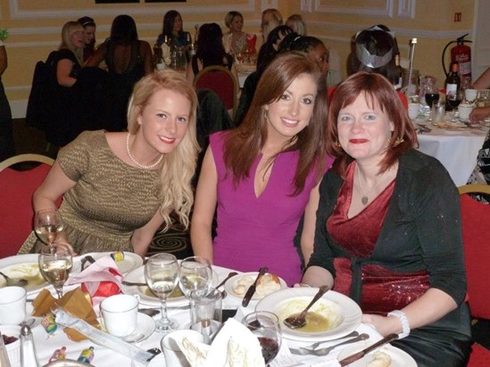 Sue, Eaoidean and Niamh - Christmas 2012