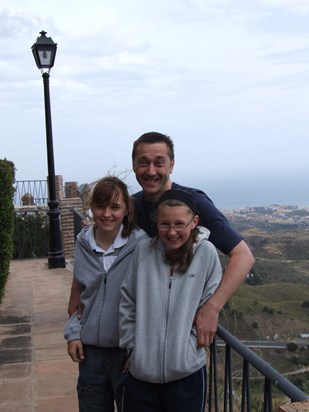 May 2008 with his girls x