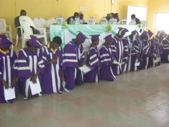 Prayers for Graduating students on the 2012 scolarship