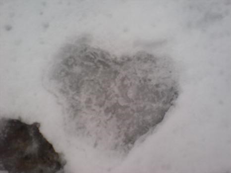 love heart in the snow from kaiden xxx