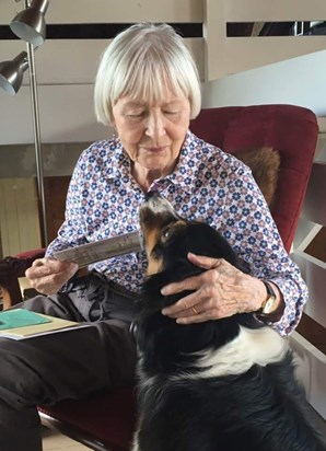 Mum chatting with Poppy