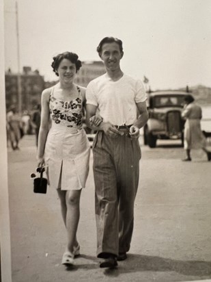 Grandma & Grandad looking young & beautiful ❤️