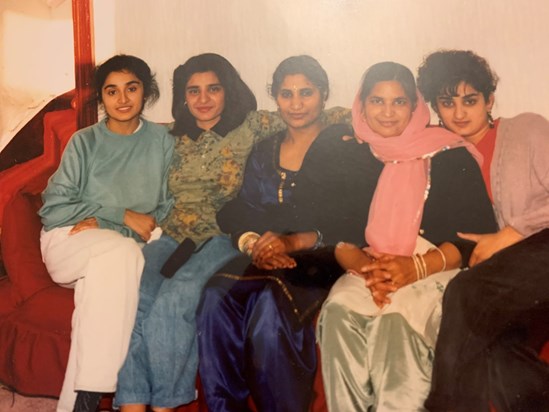 Mum with Sunita, Kom, Aunty Giano and Jess
