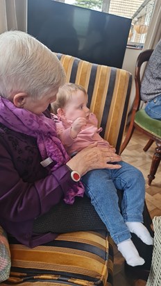 Nan with her Great granddaughter, little Evie :) x