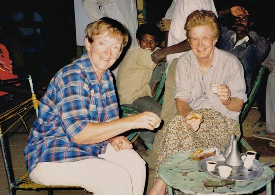 Eritrea 1996 ~ Dee & Jane  ~ Another coffee break!