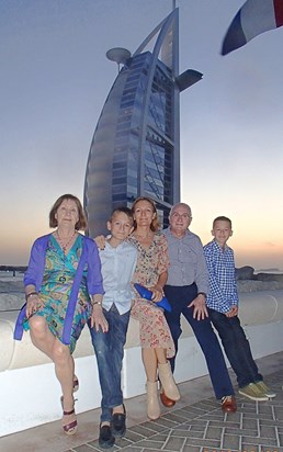 Abuelos in Dubai