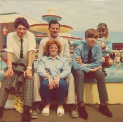 Atherton Family and Dave Wolfenden at Butlins