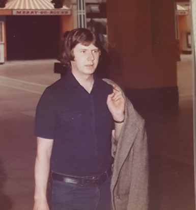 Steve Mann on his way to POEU Conference 1978