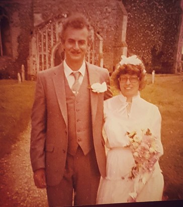 Brenda and Alan's wedding day, 21/06/80 ❤️.