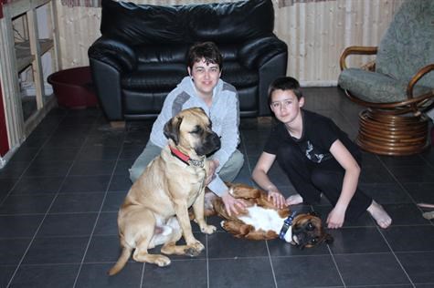Cameron and Mum with Max and Billy