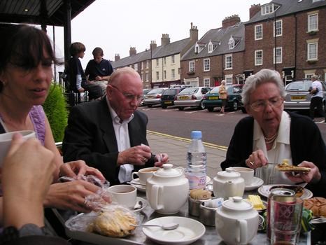 Breakfast in Tynemouth