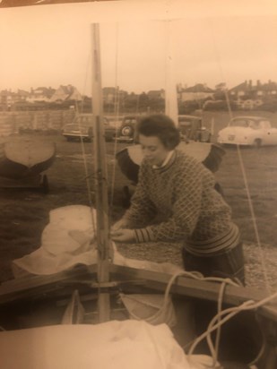 Mum sailing stokes bay 