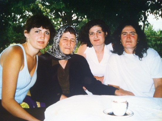 Lezja, Maciku, shaqja & Nana