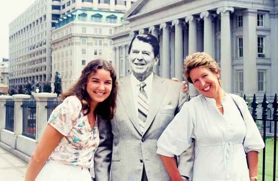 Anne & Elaine in Washington with Ronald Reagan
