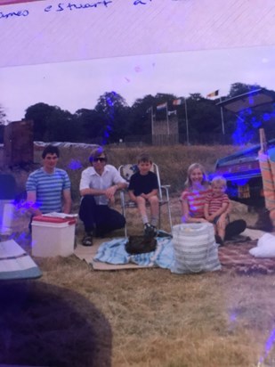 Picnic with Ian and family 1984