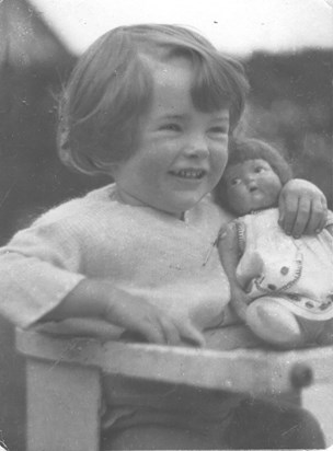 Mum with her dolly