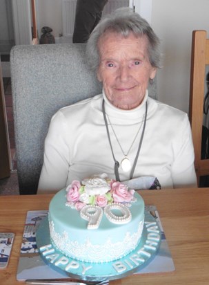 Audrey Adwinna Boal with her 90th birthday cake
