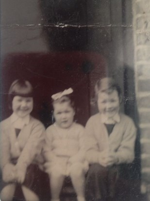 Mo with her Sisters Helen and Joanie