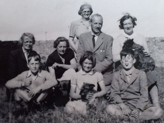 Tom on holiday in Iona, August 1946 with his cousins, Paddy and Anne Bannerman et al.