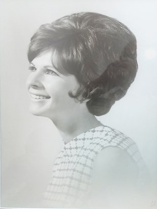 Gaynor in mid-1960s, when she was in her early 20s.