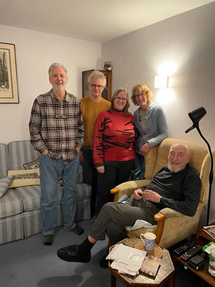 Stuart with some of his nieces and nephews - Jackie, Sean, Bruce and Nicola, in December 2022 - we had such a lovely day together. RIP with Shelagh now x