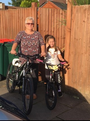 Laura and granddaughter annabelle 