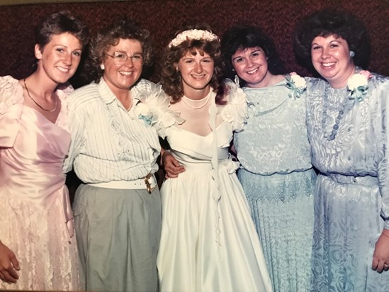 Sandy and sisters - 1987