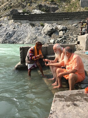 Giris and Swamiji at Devaprayag, the confluence of the rivers Bhagirathi & Alakananda becoming, from this place on, the Ganga (Ganges)