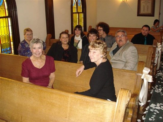 Sister Joan, Lynn, Joanne, Patti Jamie, Jon and Tom ...Toni & Kims wedding