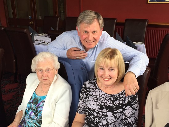 Aunty May, Mum and Dad, May 2015