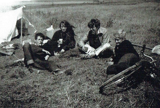 Camping 1963.  L R Malcolm, Jackie, Bruno, Janet 1