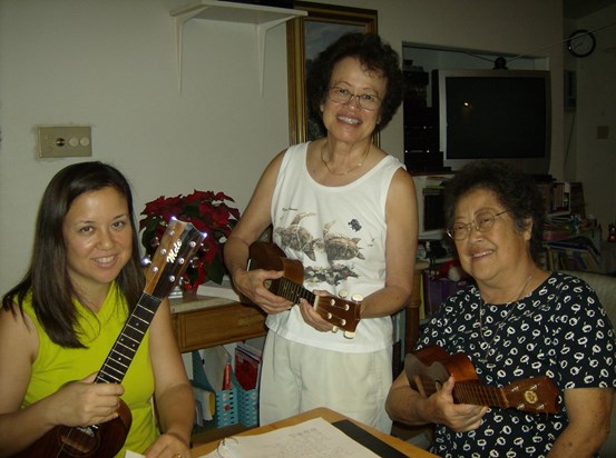 Jam session with Lois, Aunty Boo and Granny