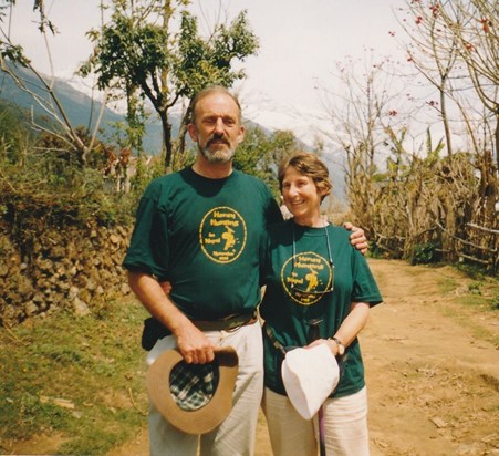 Honey trekking in Nepal - 1998