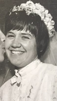 Mam and Dad got married on the 11th October 1969.... My mam looks so beautiful! 