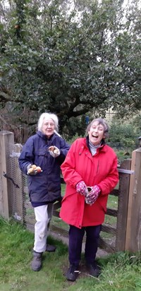 Susan and Hilary having a giggle over ducks!