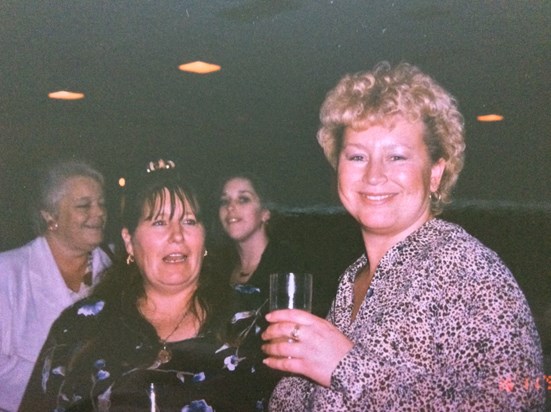 16/11/1997 Little Shirley & Angies birthday drinks at the vange club.