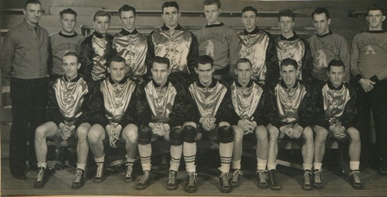 Ohio Northern basketball (5th from left, back row)
