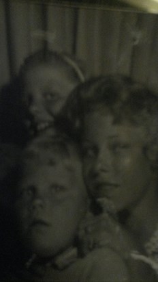 Mom, sister Middy, brother Thomas Jr.