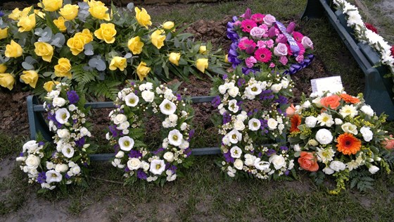 Flowers at Dads Grave 4