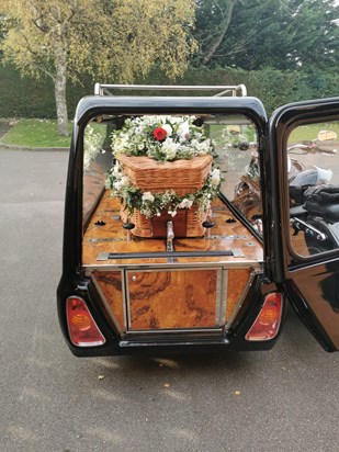 Beautiful sidecar, wicker casket & flowers