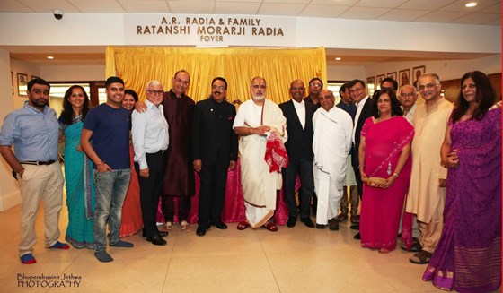 Memories of Shree Nareshbhai Nagrecha during Pujya Bhaishree’s visit to Dhamecha Hall, London. Photo courtesy of Bhupendrasinh Jethwa