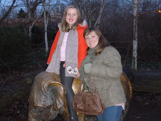 Mummy & Faye at Chester Zoo - about to head home