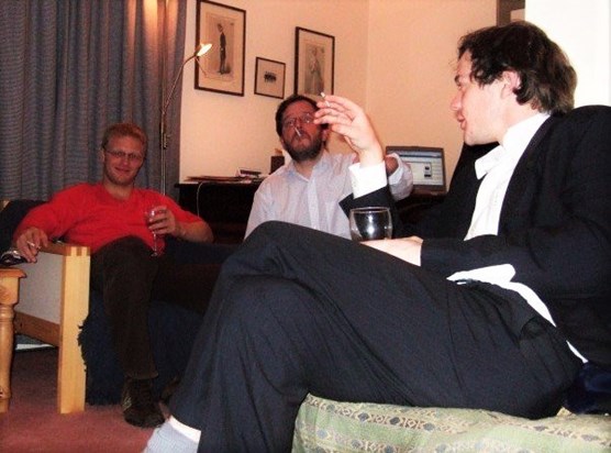 Fraser with Martin Cropper and me, in late & deep discussion.