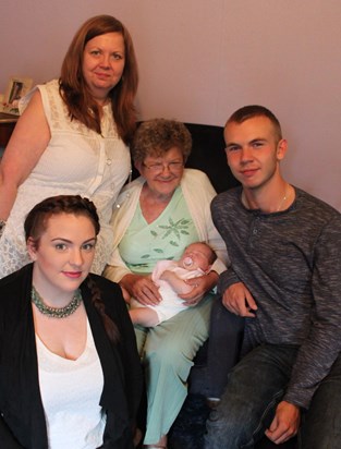 Four generations and granddaughter in law, Olwyn 