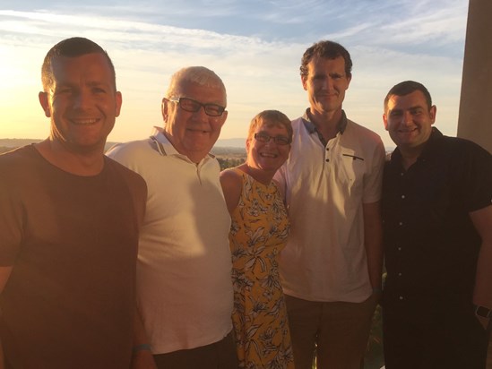 lovely picture of the 5 of you together in Portugal in 2016. 