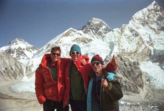 1991 Nepal Everest Trek John, Patrick and Andy on the summit of Kala Pattar (5545 m), Mt Everest in background